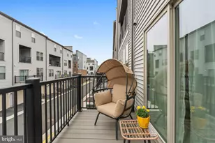 13534 Innovation Station Loop, Herndon, VA 20171 - Photo 25