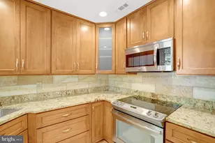 6416 Fleetside Ct, Alexandria, VA 22310 - Photo 29