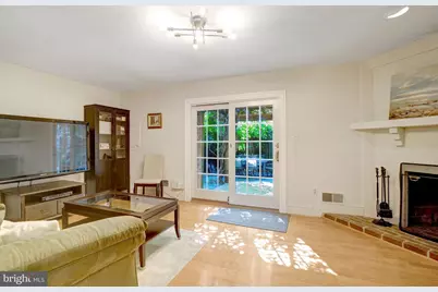 6416 Fleetside Court, Alexandria, VA 22310 - Photo 11