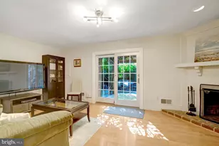 6416 Fleetside Ct, Alexandria, VA 22310 - Photo 11