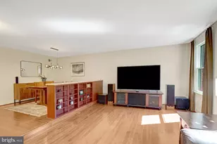 6416 Fleetside Ct, Alexandria, VA 22310 - Photo 23