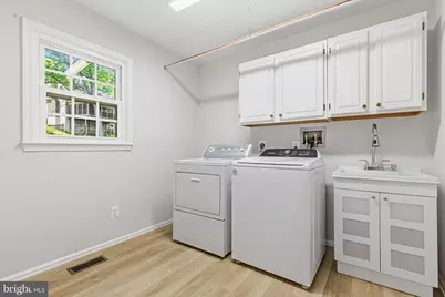 6016 Burnside Landing Drive, Burke, VA 22015 - Photo 21