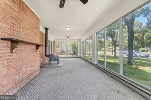 14707 Braddock Rd, Centreville, VA 20120 - Photo 17