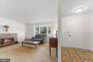 14707 Braddock Rd, Centreville, VA 20120 - Photo 7