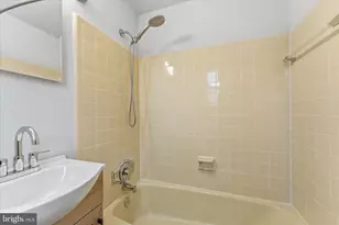 14707 Braddock Rd, Centreville, VA 20120 - Photo 33