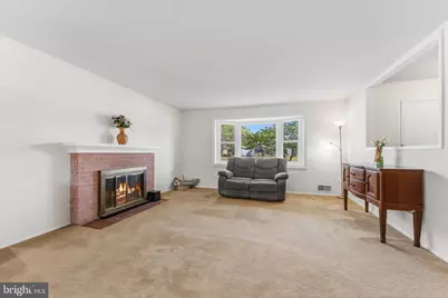 14707 Braddock Road, Centreville, VA 20120 - Photo 9