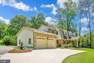 4107 Woodlark Dr, Annandale, VA 22003 - Photo 1