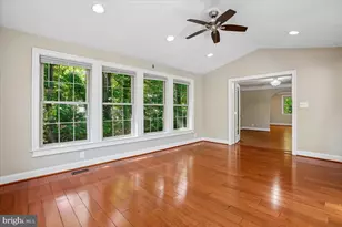 4107 Woodlark Dr, Annandale, VA 22003 - Photo 9
