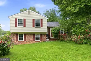 5141 Bradfield Dr, Annandale, VA 22003 - Photo 1