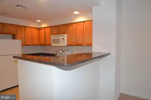 4490 Market Commons Dr, Fairfax, VA 22033 - Photo 5