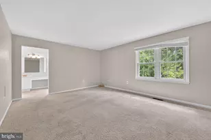 2832 Kelly Square, Vienna, VA 22181 - Photo 17