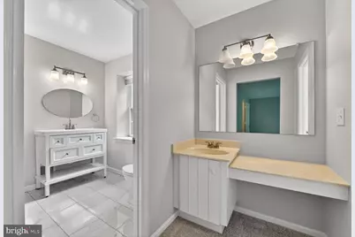 2832 Kelly Square, Vienna, VA 22181 - Photo 19