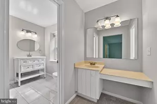 2832 Kelly Square, Vienna, VA 22181 - Photo 19