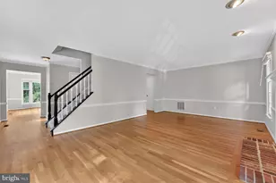 2832 Kelly Square, Vienna, VA 22181 - Photo 7