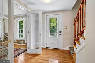 8207 Toll House Rd, Annandale, VA 22003 - Photo 15