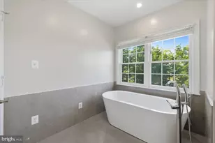 3454 Virginia Oaks Dr, Oakton, VA 22124 - Photo 33
