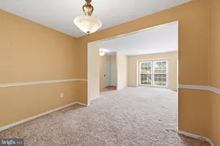 9937 Whitewater Dr, Burke, VA 22015 - Photo 13