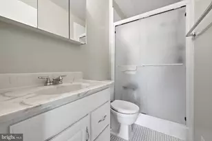 9937 Whitewater Dr, Burke, VA 22015 - Photo 23