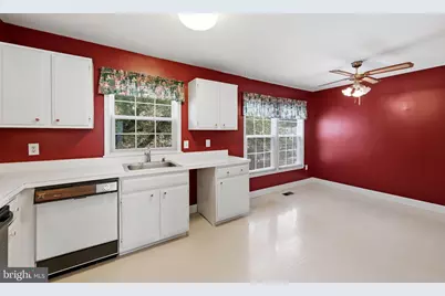 9937 Whitewater Drive, Burke, VA 22015 - Photo 9