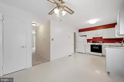 9937 Whitewater Drive, Burke, VA 22015 - Photo 11