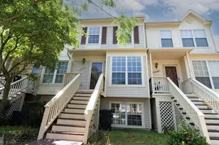 14192 Autumn Cir, Centreville, VA 20121 - Photo 1