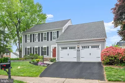 8952 Kenilworth Drive, Burke, VA 22015 - Photo 1