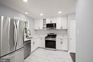 14832 Smethwick Pl, Centreville, VA 20120 - Photo 11