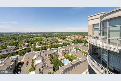 11990 Market Street #2112, Reston, VA 20190 - Photo 9