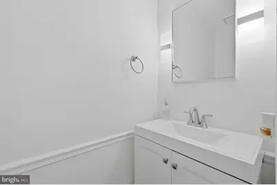 8619 Oak Chase Circle, Fairfax Station, VA 22039 - Photo 13