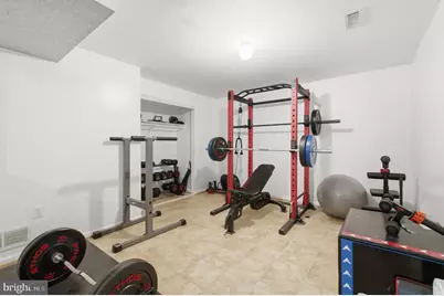8619 Oak Chase Circle, Fairfax Station, VA 22039 - Photo 37