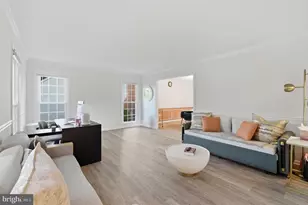 8619 Oak Chase Cir, Fairfax Station, VA 22039 - Photo 13