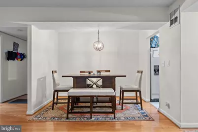 7720 Tremayne Place #111, McLean, VA 22102 - Photo 5