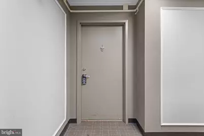 7720 Tremayne Place #111, McLean, VA 22102 - Photo 5