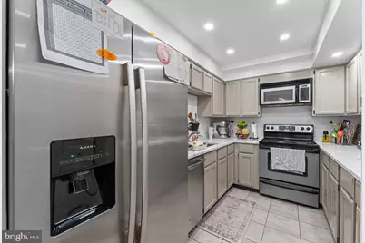 7720 Tremayne Place #111, McLean, VA 22102 - Photo 3