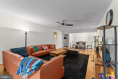 7720 Tremayne Place #111, McLean, VA 22102 - Photo 9