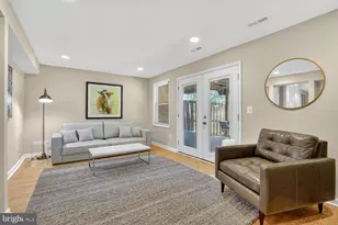 2922 Bridgehampton Ct, Falls Church, VA 22042 - Photo 23