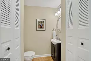 2922 Bridgehampton Ct, Falls Church, VA 22042 - Photo 25