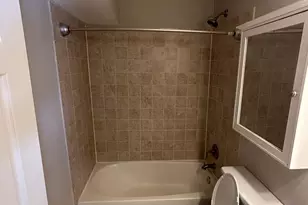 5940 Founders Hill Dr, Alexandria, VA 22310 - Photo 13