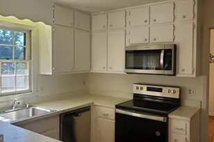 6449 Johns Rd, Falls Church, VA 22043 - Photo 3