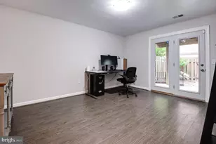7832 Gum Springs Village Dr, Alexandria, VA 22306 - Photo 35