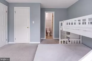 7832 Gum Springs Village Dr, Alexandria, VA 22306 - Photo 23