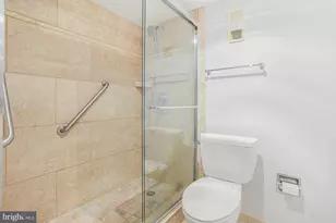 5904 Mt Eagle Dr, Alexandria, VA 22303 - Photo 41