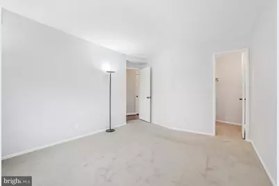 5904 Mount Eagle Drive #718, Alexandria, VA 22303 - Photo 35