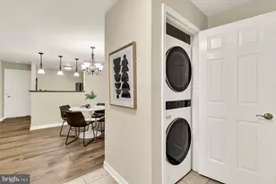 2225 Lovedale Ln, Reston, VA 20191 - Photo 17
