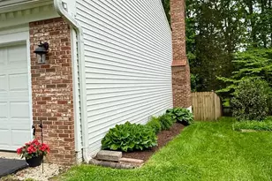 6160 Lucas Pond Ct, Burke, VA 22015 - Photo 11