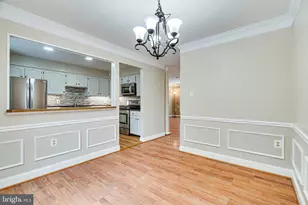 5708 Heritage Crossing Ct, Centreville, VA 20120 - Photo 17