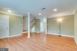 5708 Heritage Crossing Ct, Centreville, VA 20120 - Photo 7