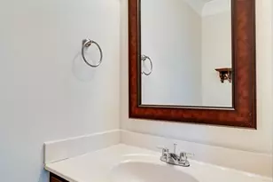 5708 Heritage Crossing Ct, Centreville, VA 20120 - Photo 19