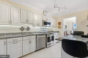5904 Mt Eagle Dr, Alexandria, VA 22303 - Photo 11