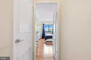 5904 Mt Eagle Dr, Alexandria, VA 22303 - Photo 23
